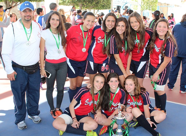 迪马济奥：加蒂被确诊为右膝半月板撕裂，至少缺阵一个月