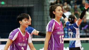 帕福斯体育总监：大卫·路易斯非常职业且伤病少，他很快同意加盟